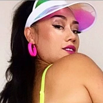 色情明星 Shantel Dee